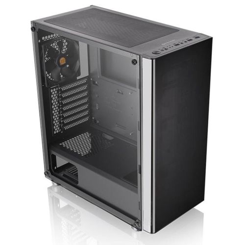 GABINETE THERMALTAKE V200TG + FUENTE 600W solo incluye cooler trasero de 120mm