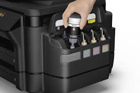 SWITCH TENDA TEF1126P-24-250W | 24 PUERTOS| 24FE+2GE · Imagen 4